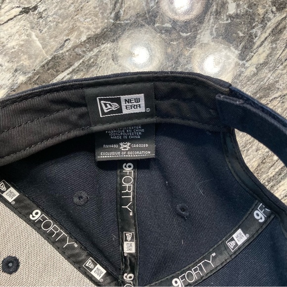 New York Yankees New Era 9 Forty Adult Dark Blue Hat - Picture 8 of 10